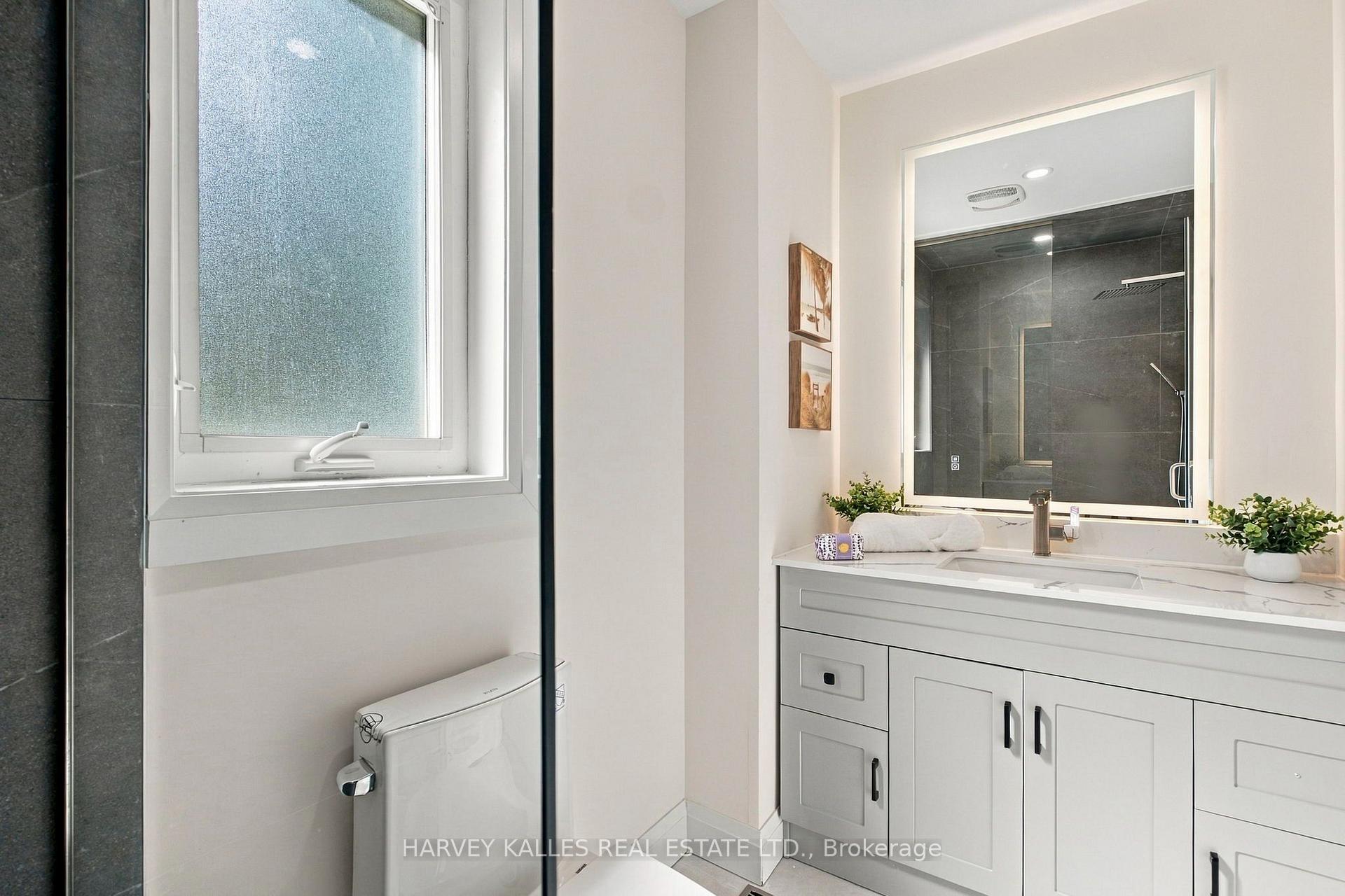 Photo 25 of 547 Melrose Avenue, Toronto, Bedford Park-Nortown — HOMEH