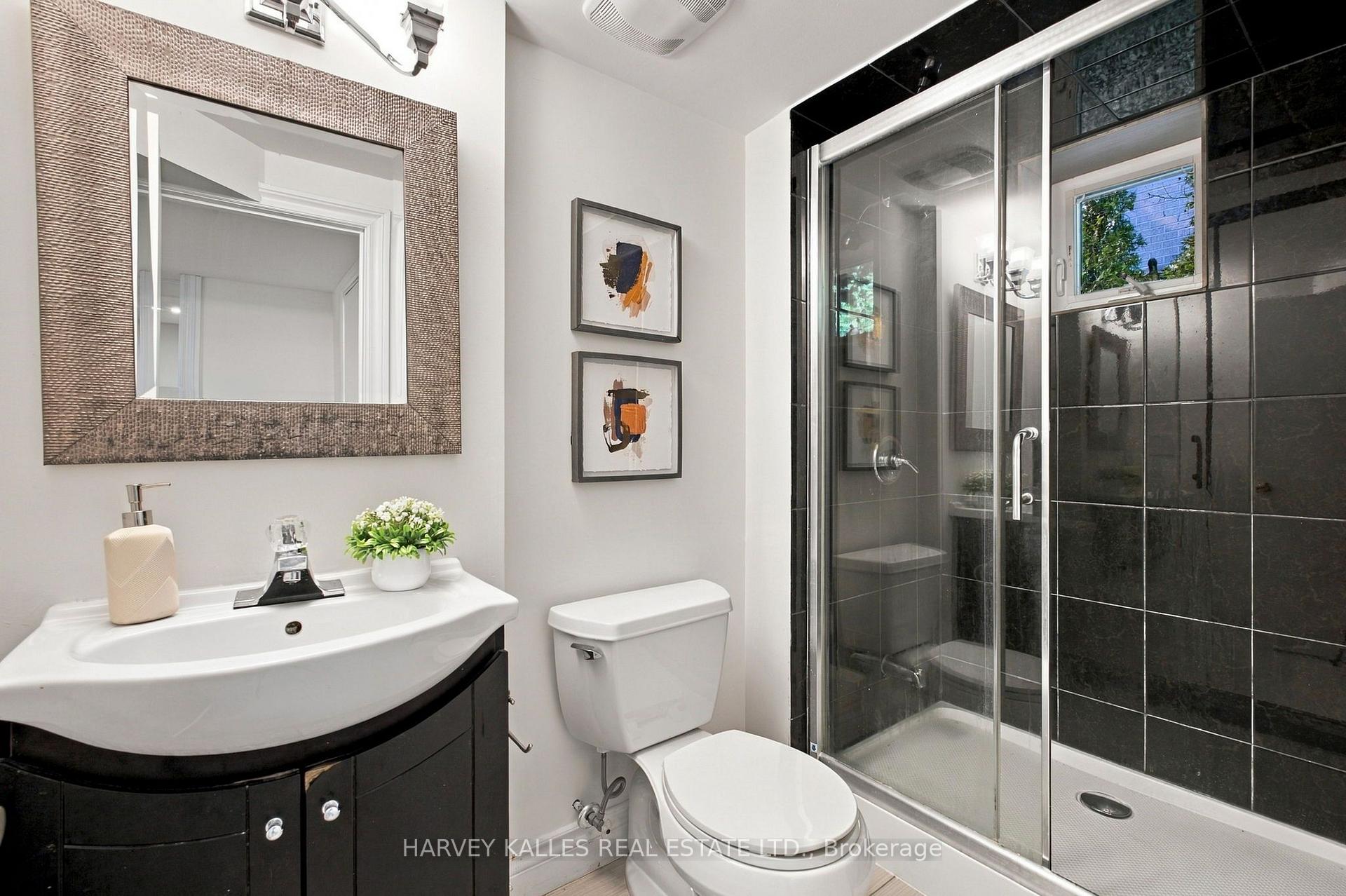 Photo 33 of 547 Melrose Avenue, Toronto, Bedford Park-Nortown — HOMEH