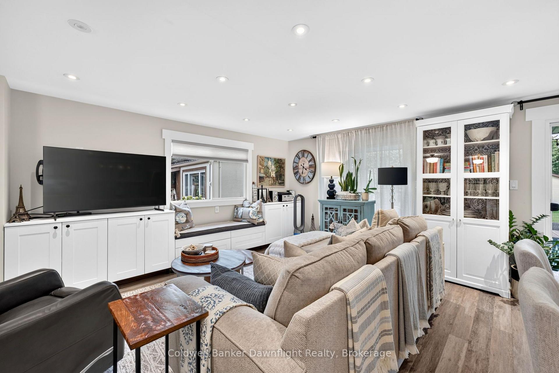 Photo 12 of 188 Pebble Beach Parkway, South Huron, Stephen — HOMEH