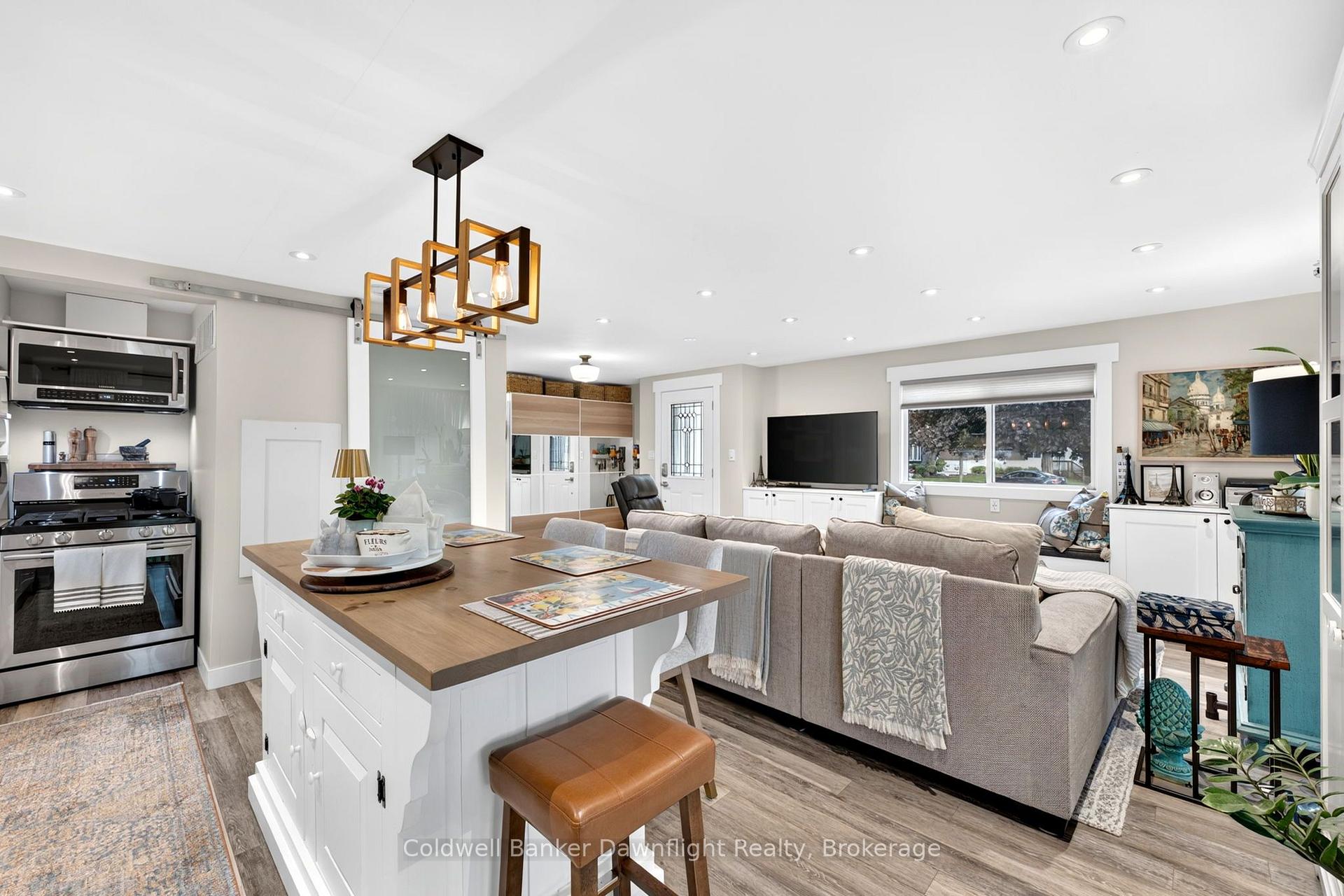 Photo 16 of 188 Pebble Beach Parkway, South Huron, Stephen — HOMEH