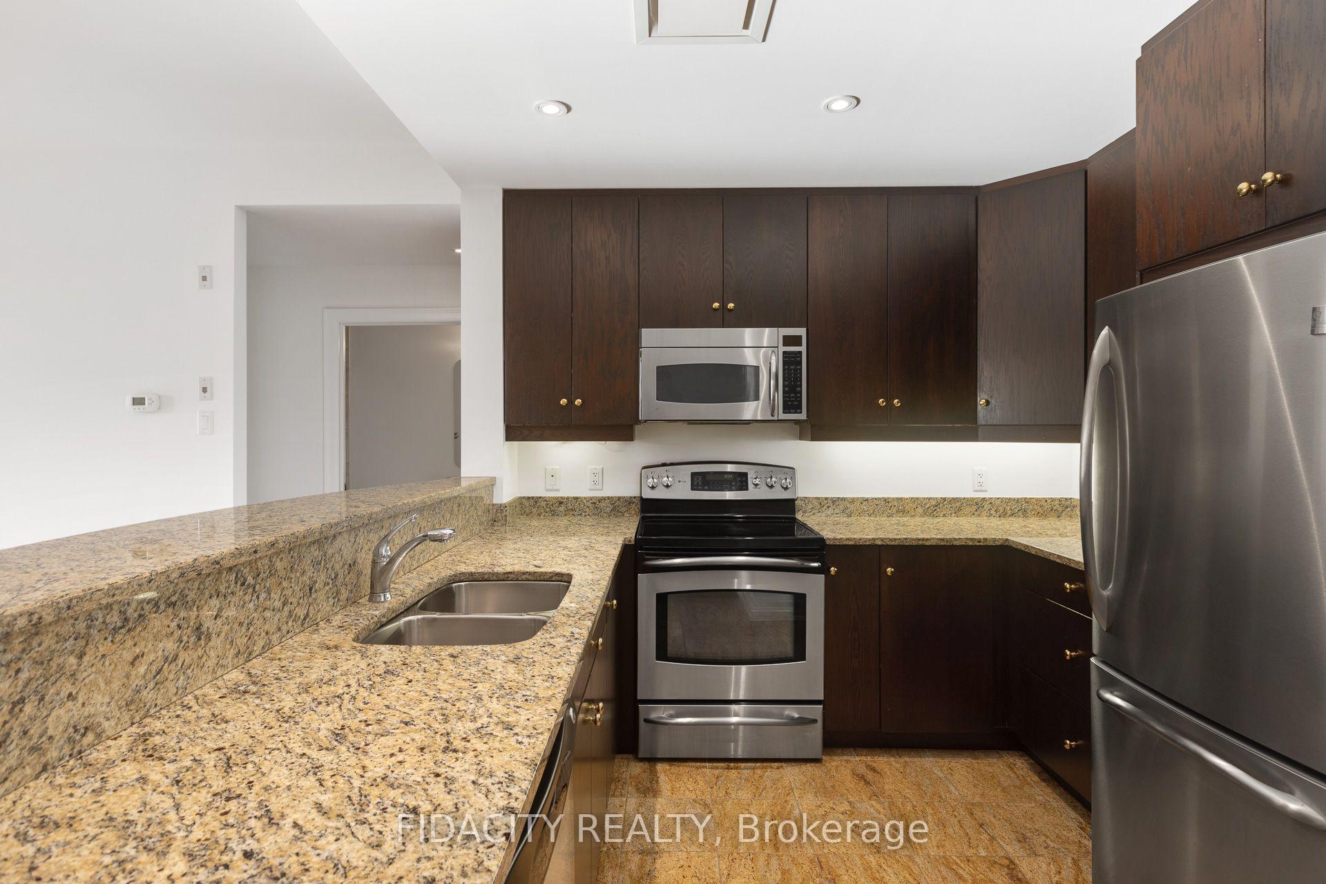 Photo 6 of Unit 302, 320 Mcleod Street, Ottawa, Ottawa Centre — HOMEH