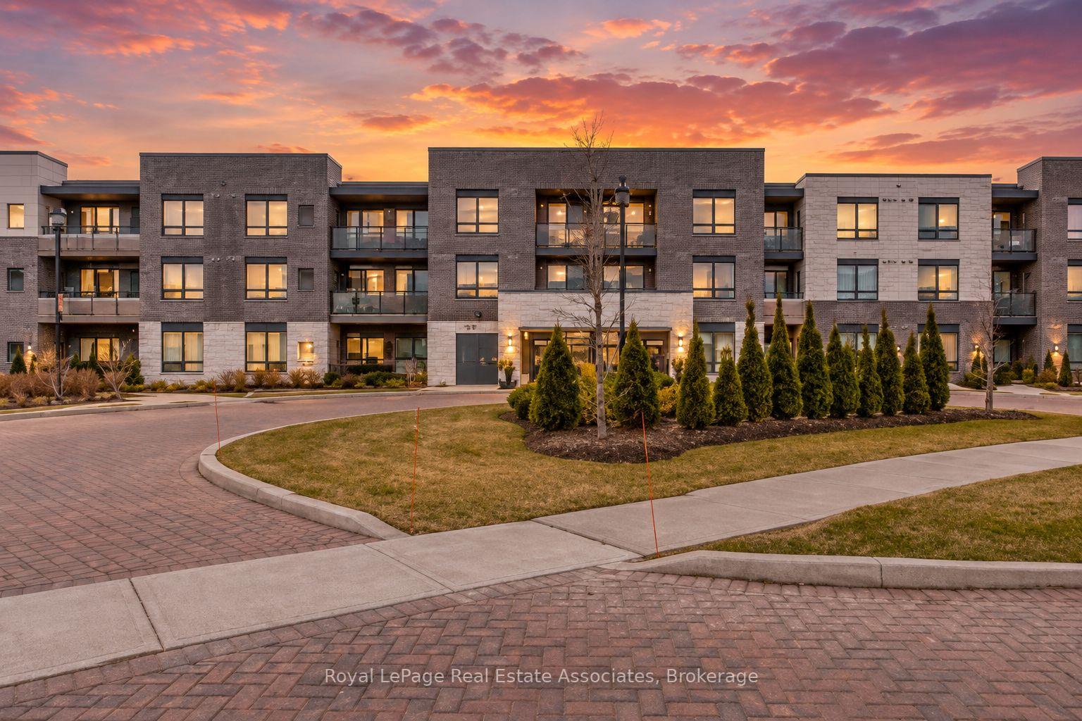 Front of Unit 215, 40 Via Rosedale