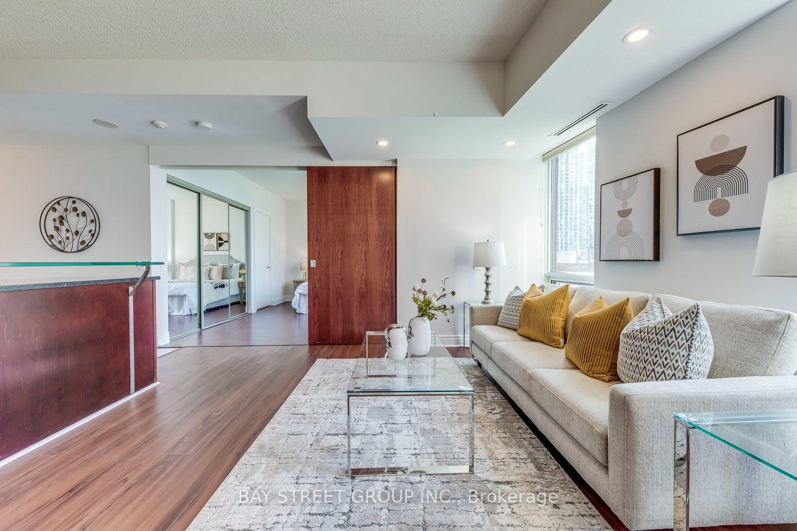 Photo 11 of Unit 512E, 500 Queens Quay W, Toronto, Waterfront Communities — HOMEH