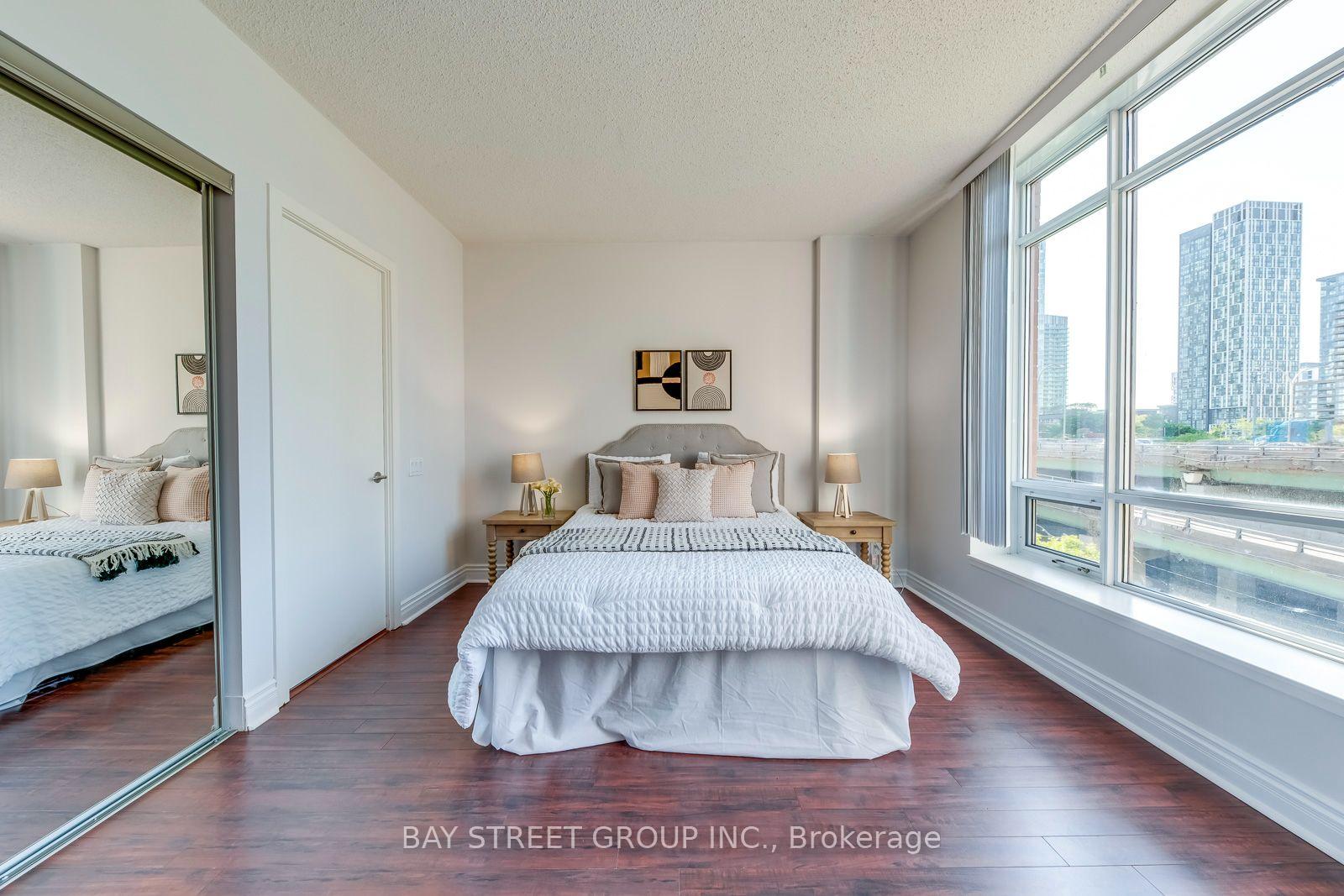 Photo 17 of Unit 512E, 500 Queens Quay W, Toronto, Waterfront Communities — HOMEH