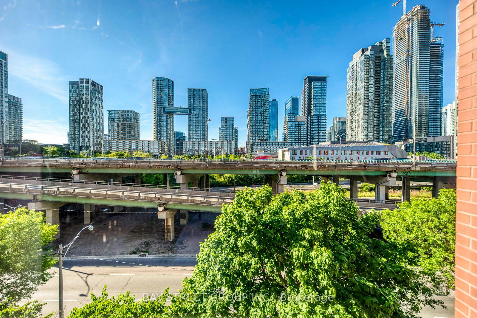 Photo 26 of Unit 512E, 500 Queens Quay W, Toronto, Waterfront Communities — HOMEH