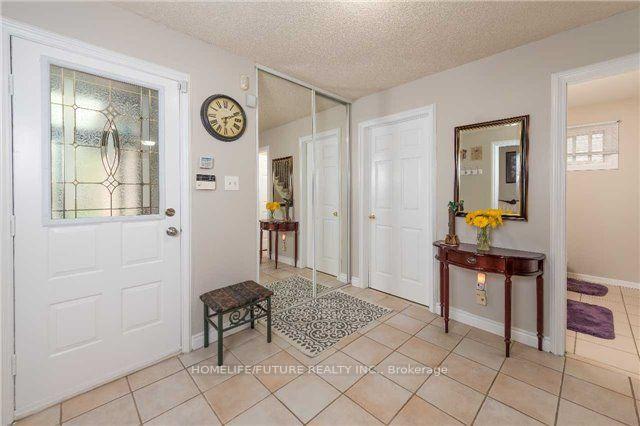 Photo 4 of 17 Chadwick Drive, Ajax, Central — HOMEH