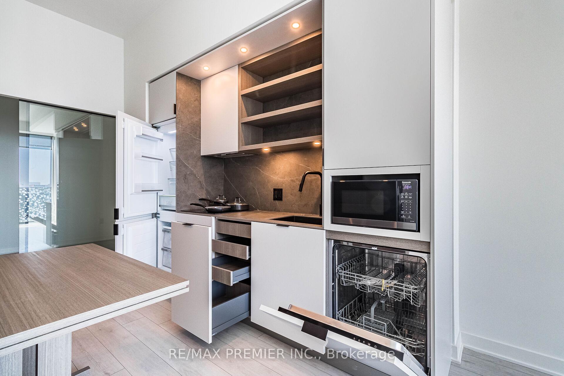 Photo 35 of Unit 3904, 55 Charles Street E, Toronto, Church-Yonge Corridor — HOMEH