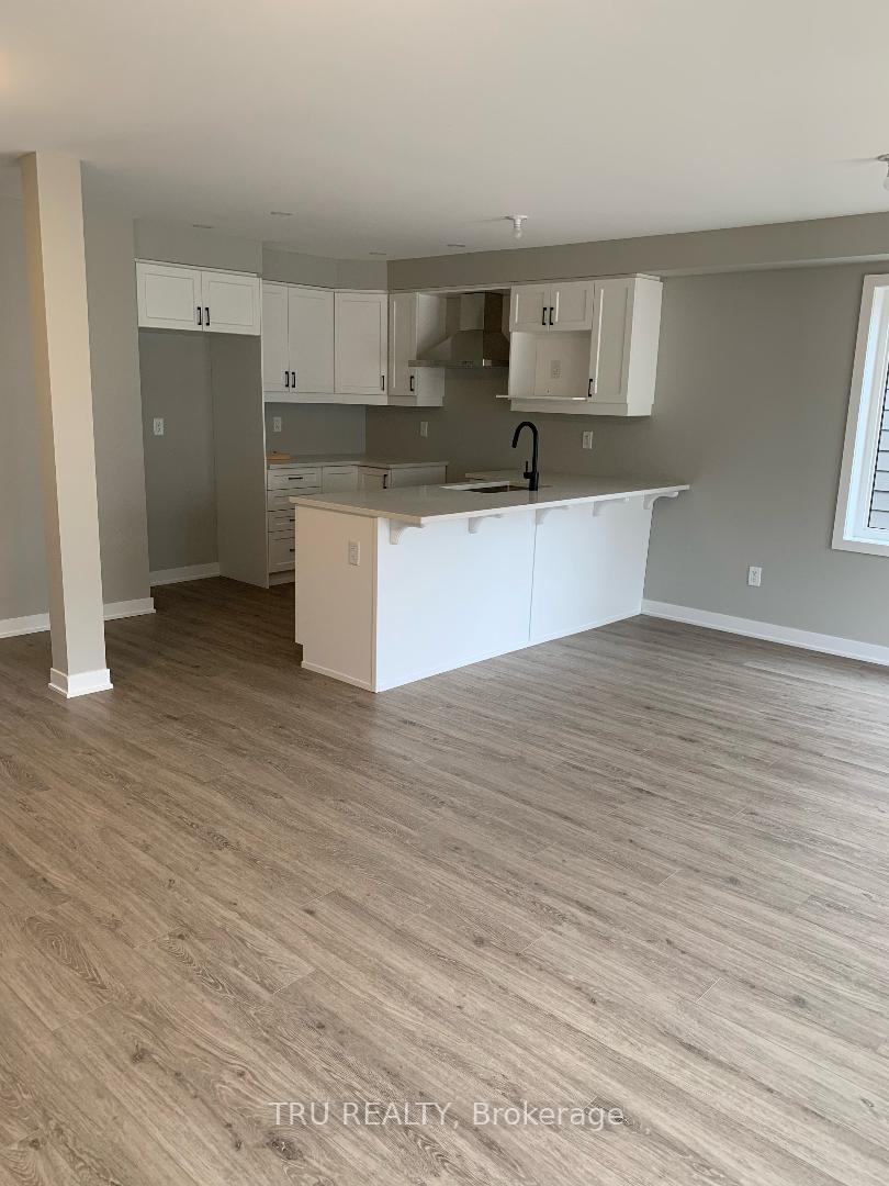 Photo 7 of 32 Limnos Lane N, Ottawa, Stittsville (North) — HOMEH