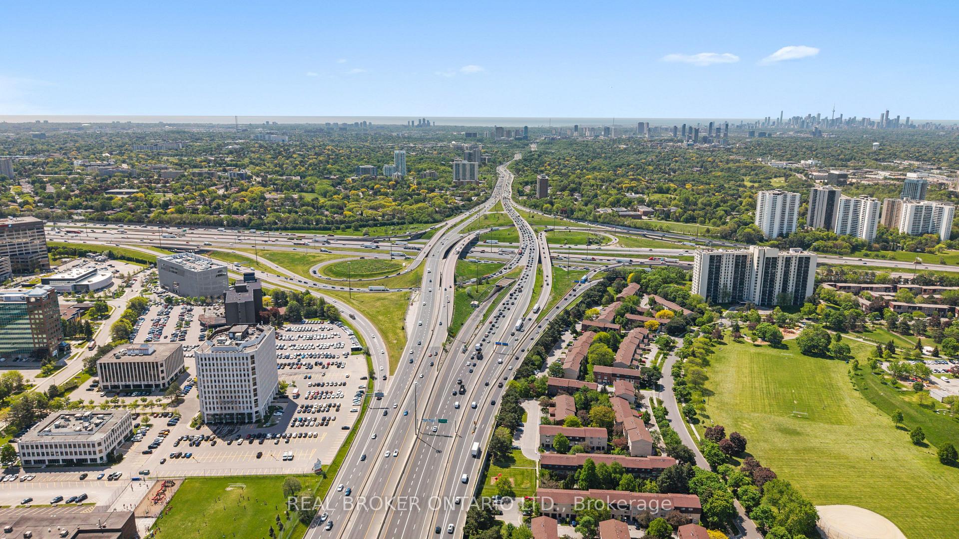 Photo 2 of Unit 3010, 2015 Sheppard Avenue E, North York, Henry Farm — HOMEH