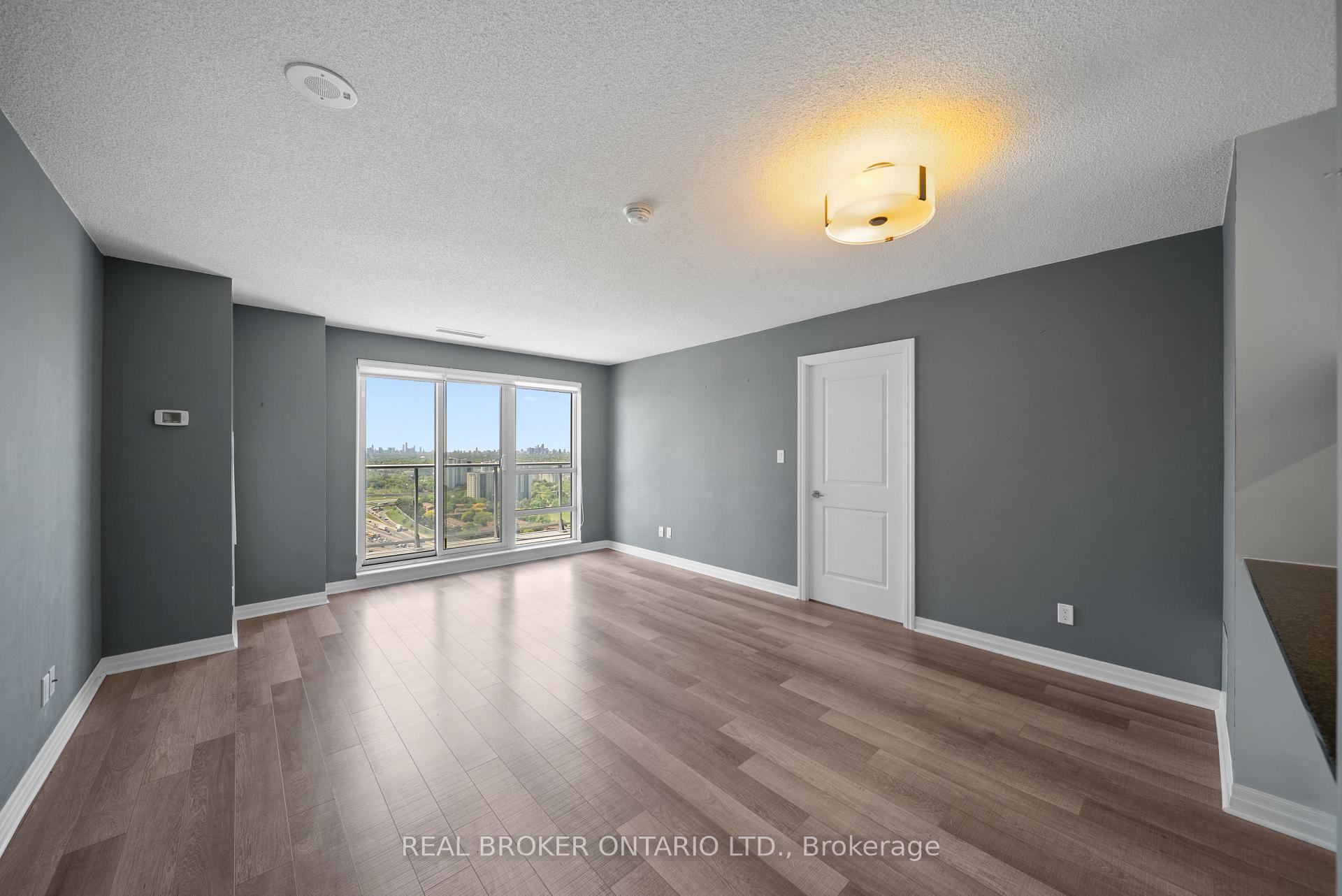 Photo 4 of Unit 3010, 2015 Sheppard Avenue E, North York, Henry Farm — HOMEH
