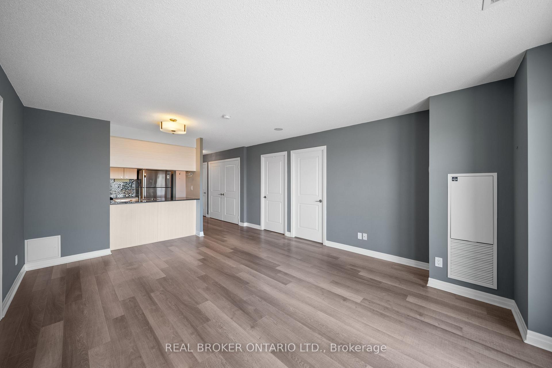 Photo 6 of Unit 3010, 2015 Sheppard Avenue E, North York, Henry Farm — HOMEH