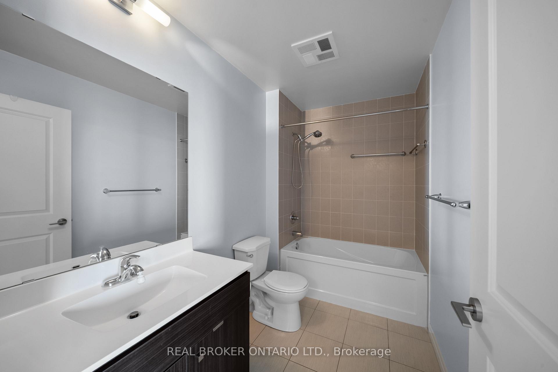 Photo 12 of Unit 3010, 2015 Sheppard Avenue E, North York, Henry Farm — HOMEH