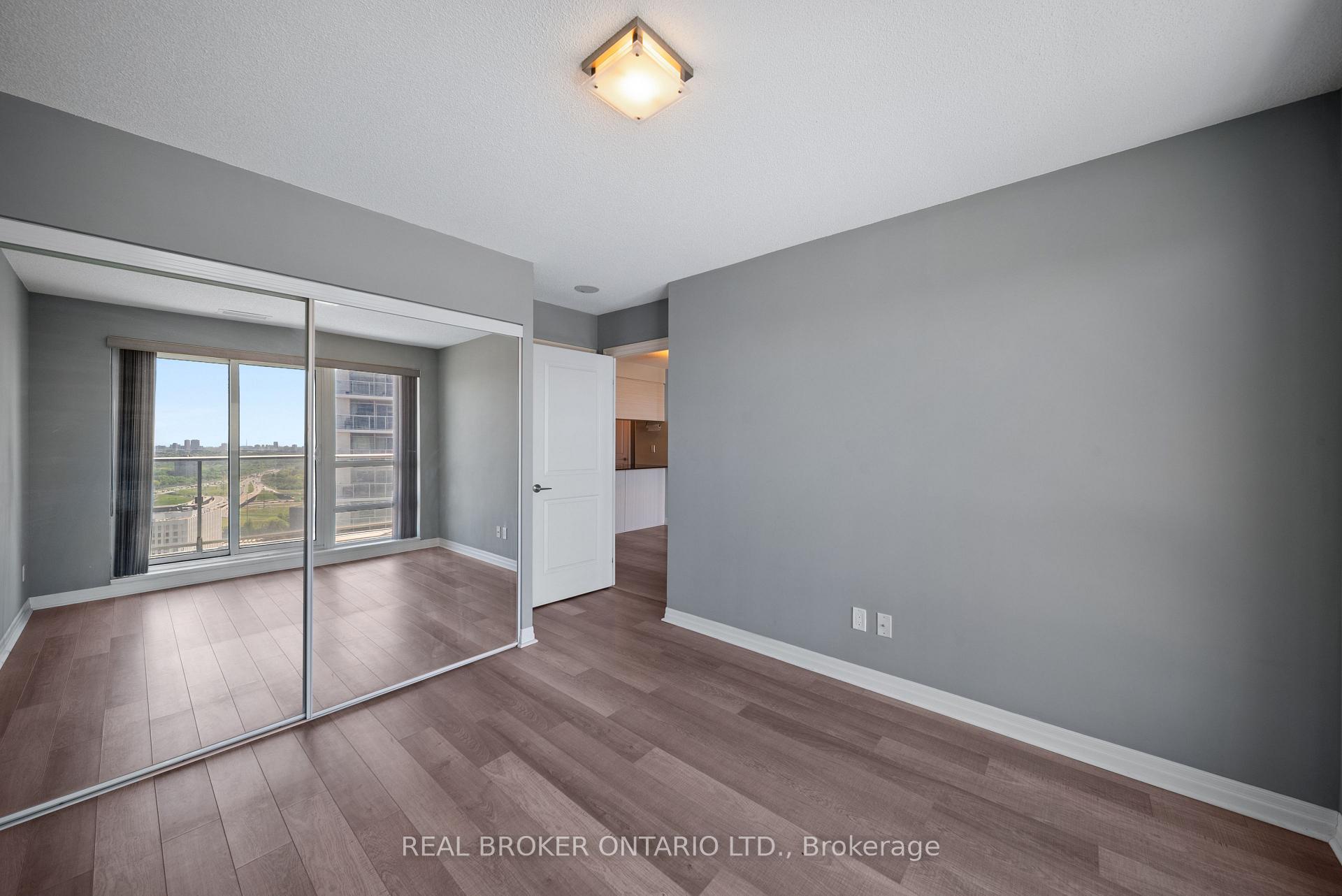 Photo 15 of Unit 3010, 2015 Sheppard Avenue E, North York, Henry Farm — HOMEH
