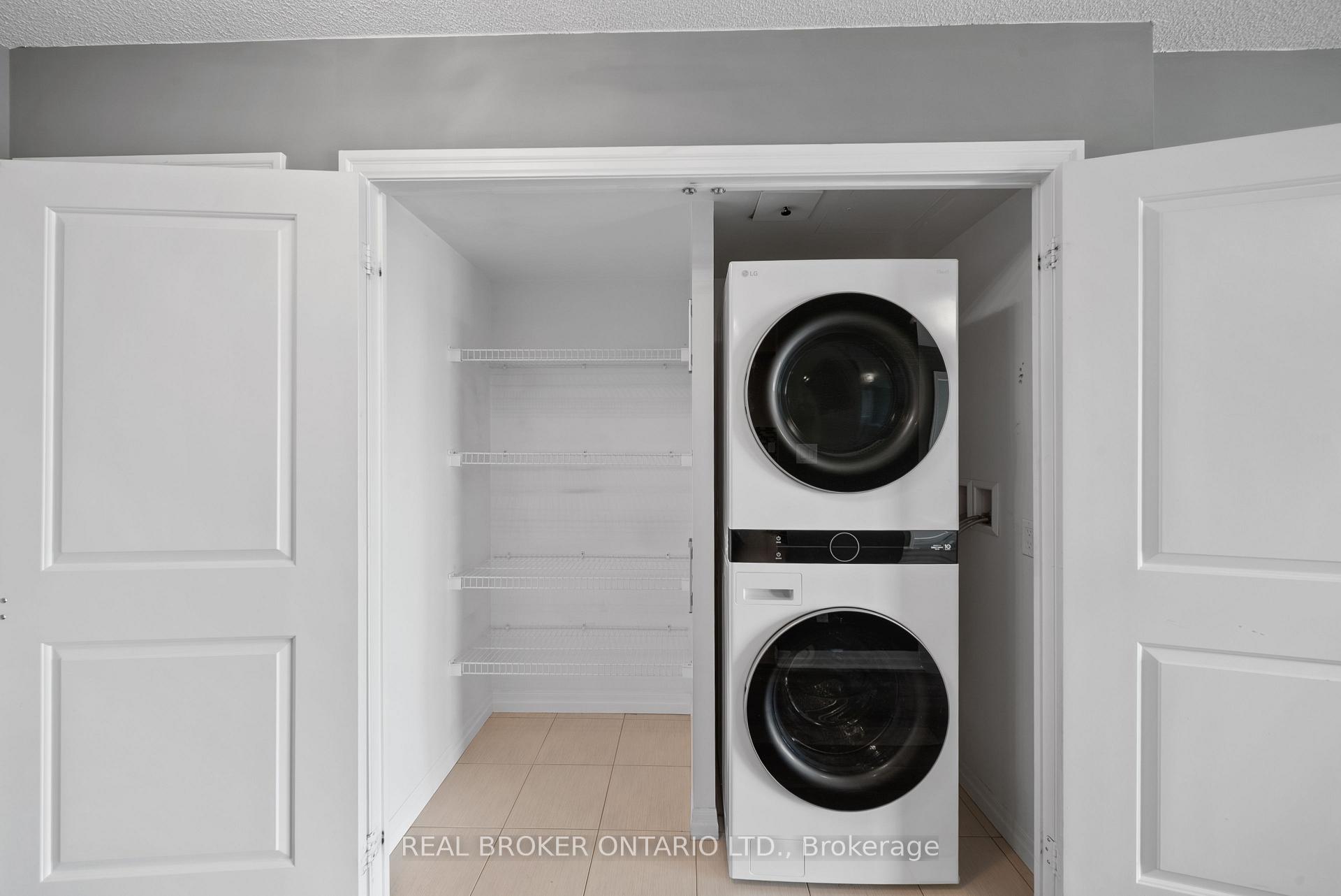 Photo 17 of Unit 3010, 2015 Sheppard Avenue E, North York, Henry Farm — HOMEH