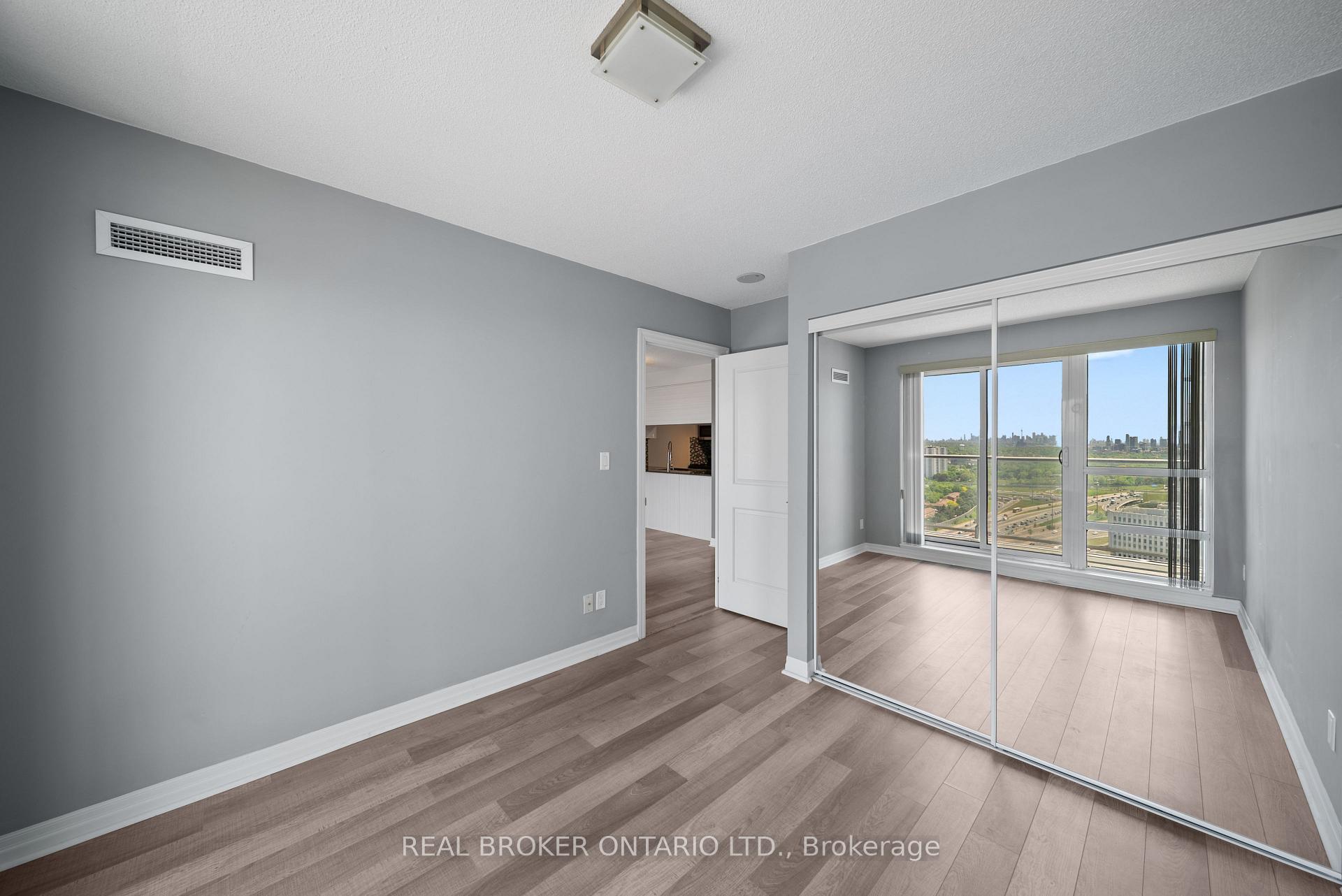 Photo 18 of Unit 3010, 2015 Sheppard Avenue E, North York, Henry Farm — HOMEH