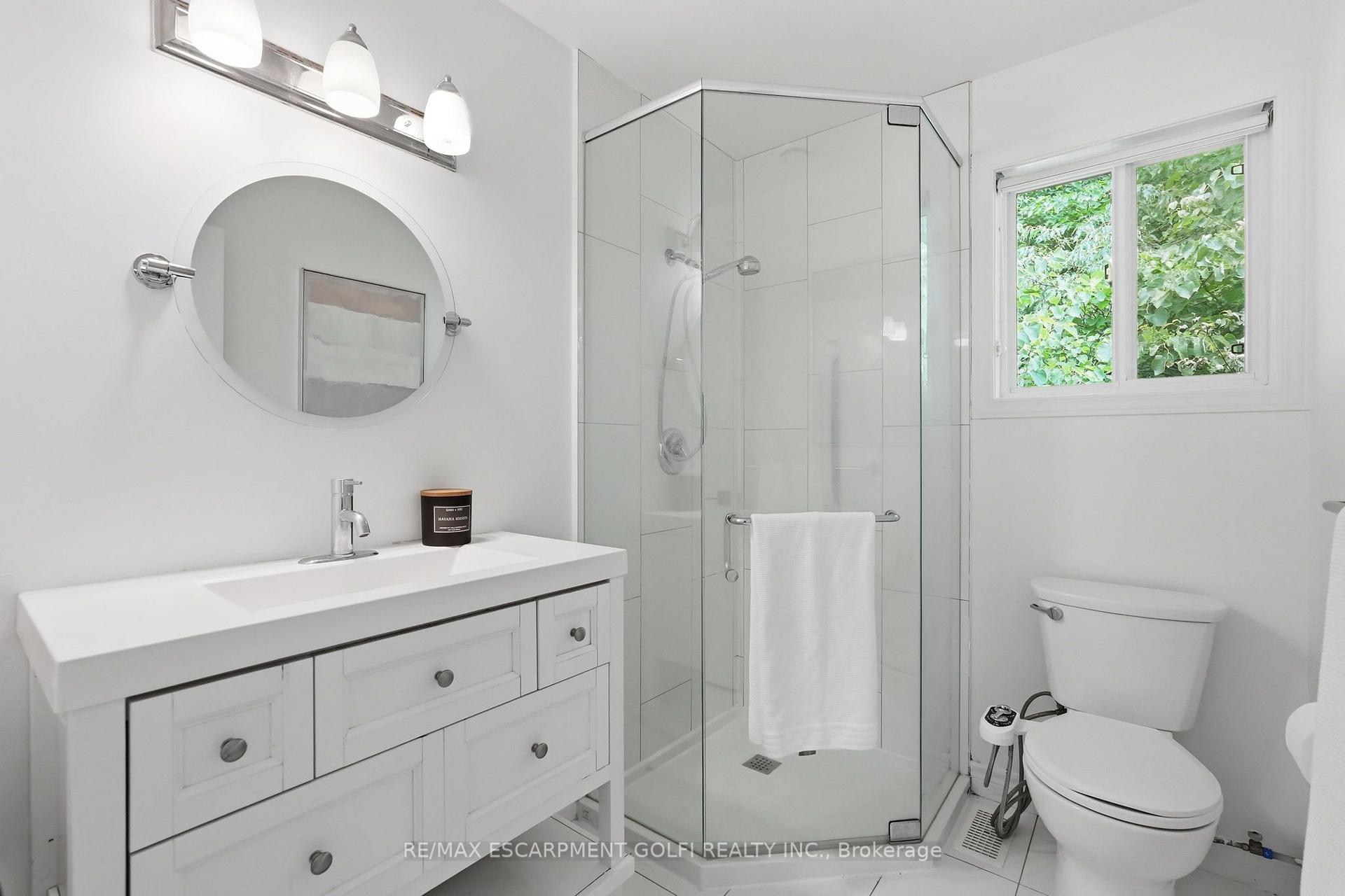 Photo 28 of 292 Thorncrest Drive, Waterloo, Lakeshore Village — HOMEH
