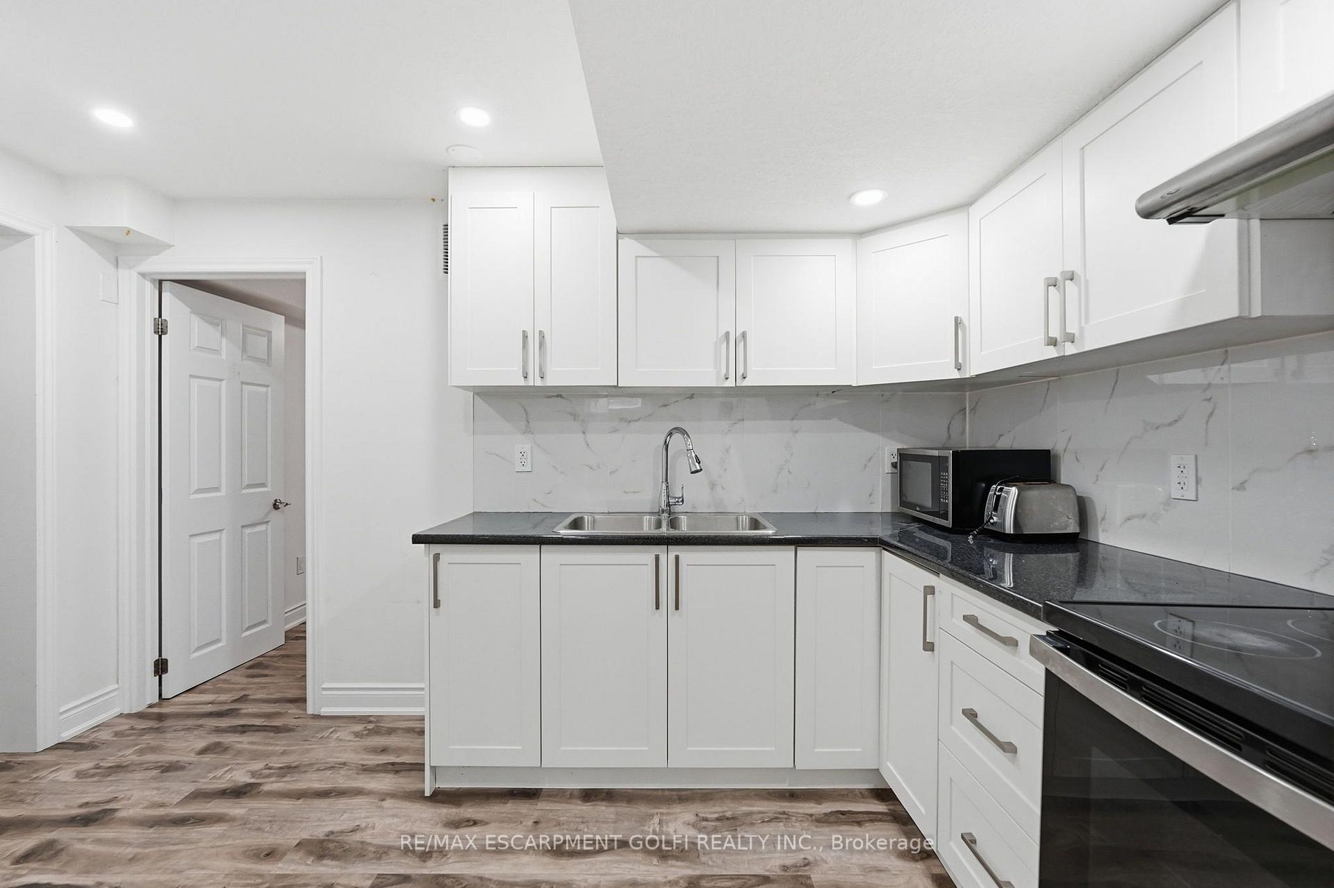 Photo 41 of 292 Thorncrest Drive, Waterloo, Lakeshore Village — HOMEH