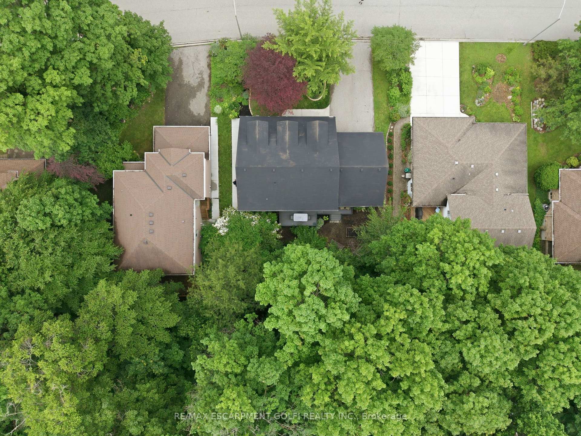 Photo 49 of 292 Thorncrest Drive, Waterloo, Lakeshore Village — HOMEH