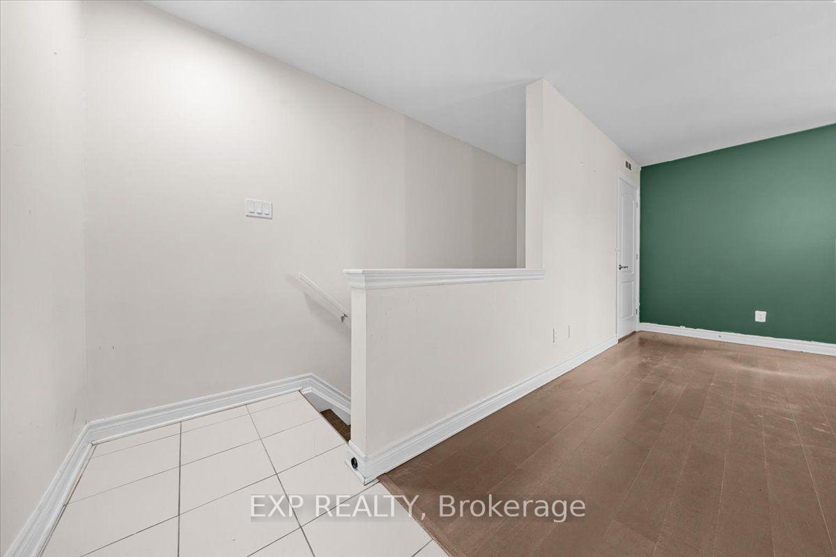 Photo 5 of Unit 202, 245 Equinox Drive E, Russell, Embrun — HOMEH