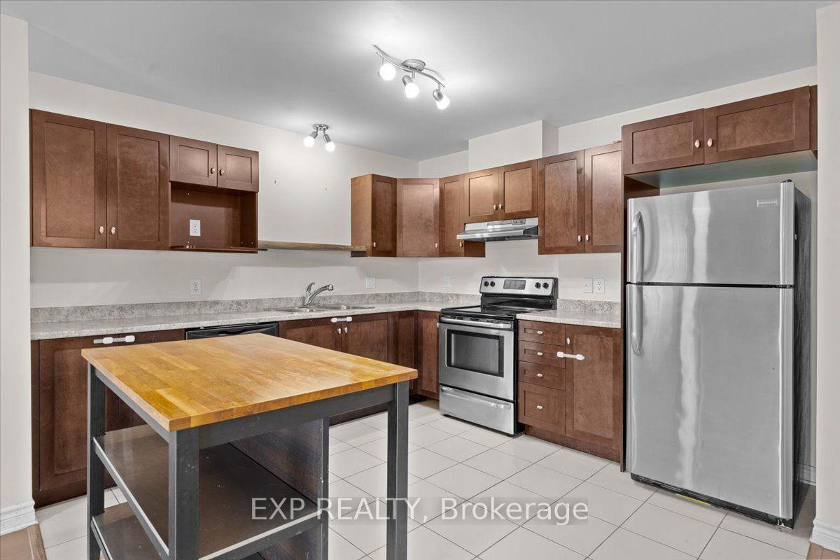 Photo 19 of Unit 202, 245 Equinox Drive E, Russell, Embrun — HOMEH