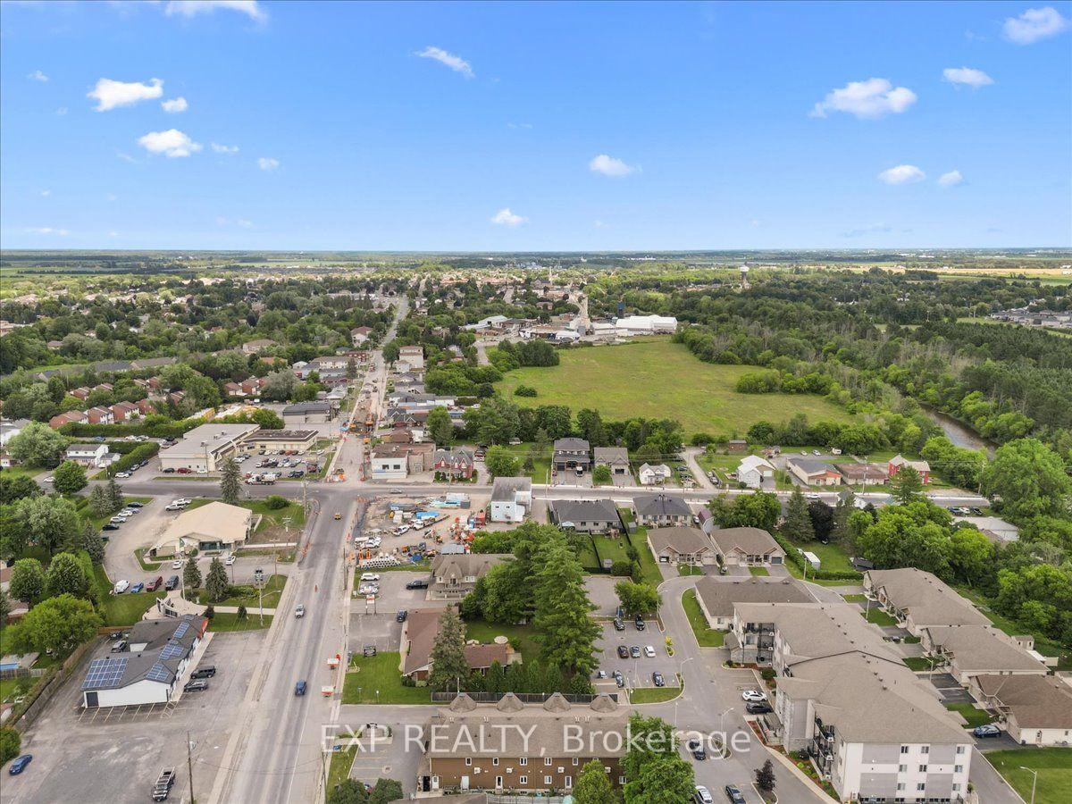 Photo 33 of Unit 202, 245 Equinox Drive E, Russell, Embrun — HOMEH