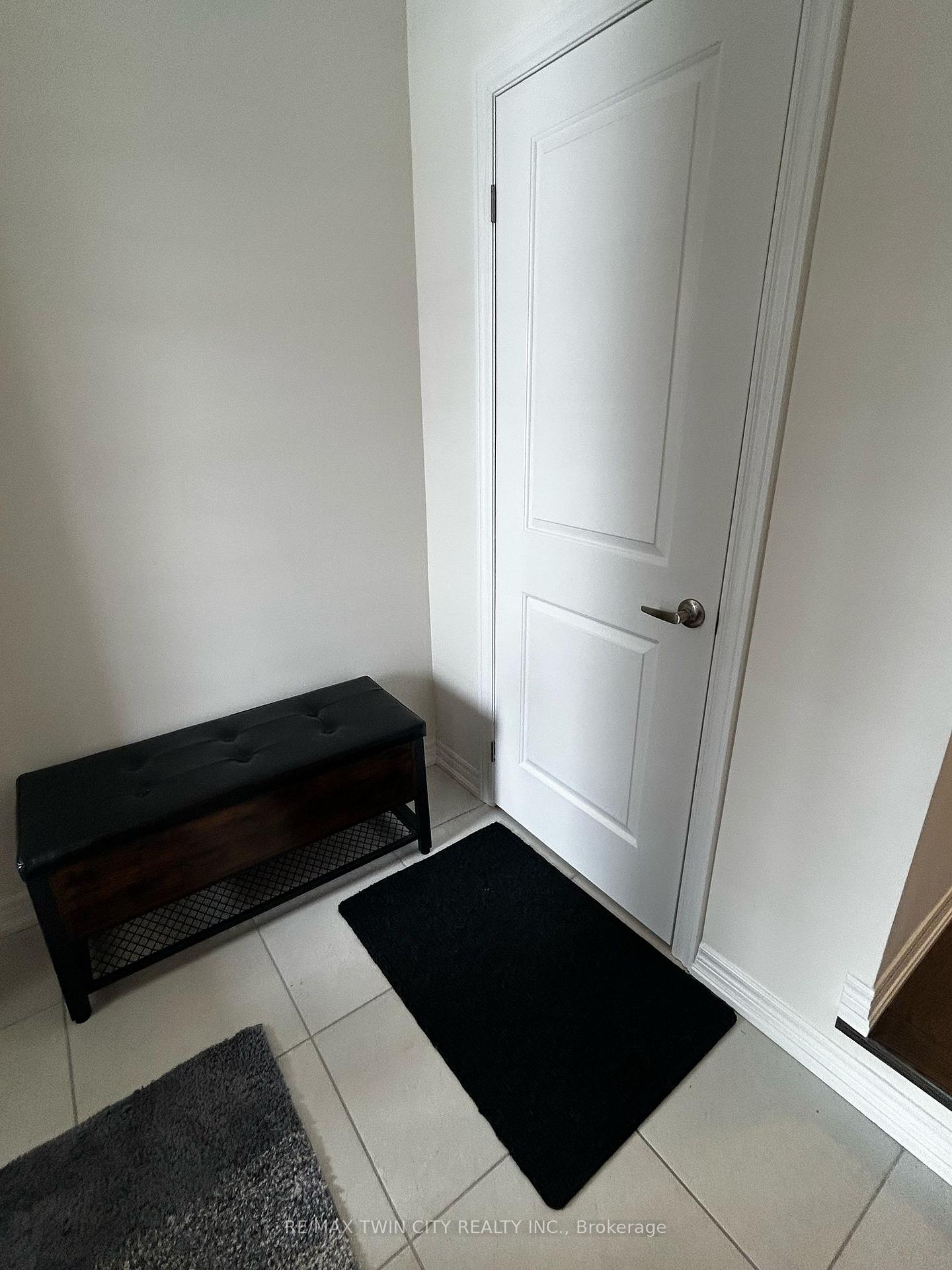 Photo 2 of 123 Broadacre Drive, Kitchener, Huron Park — HOMEH