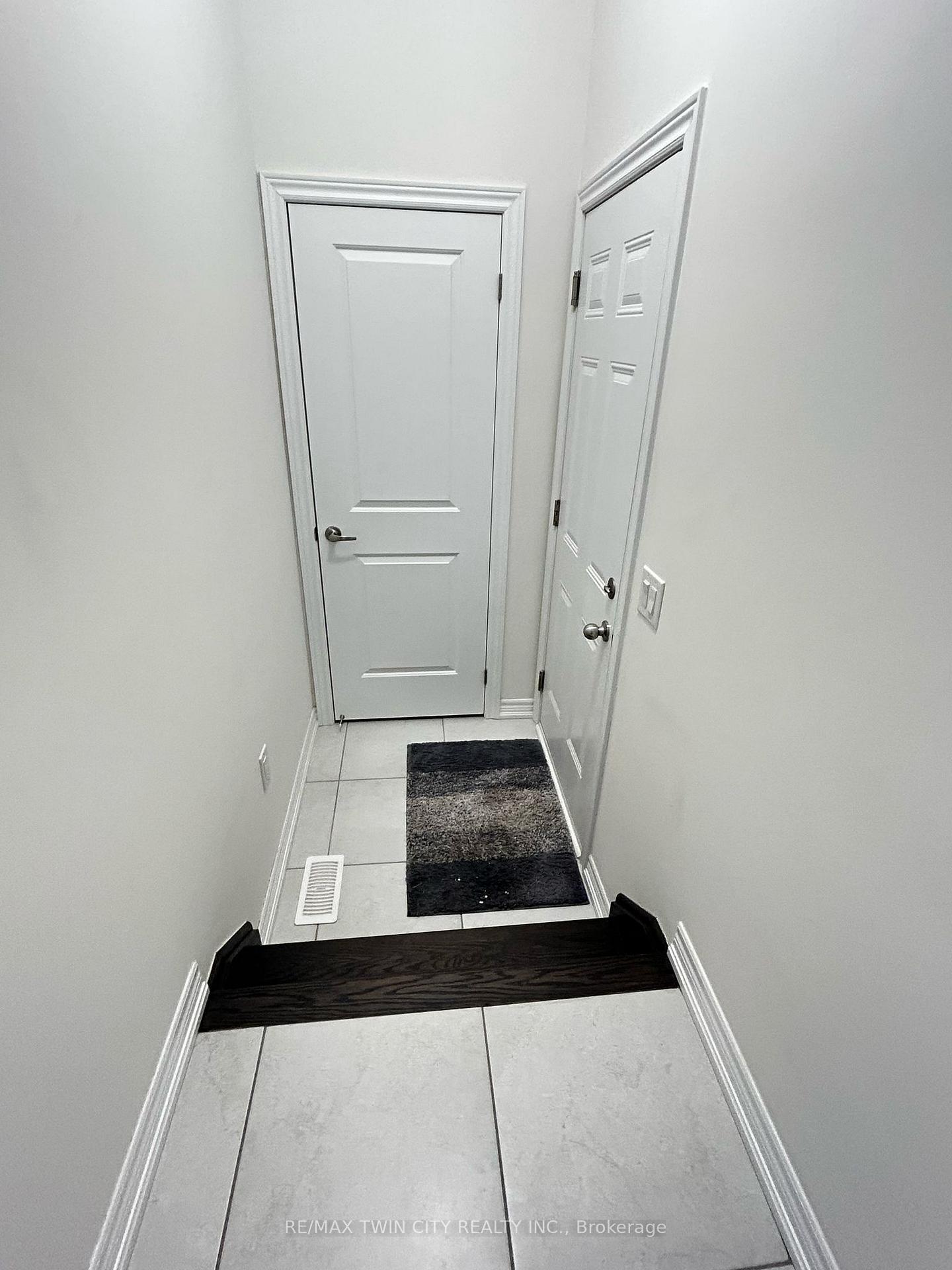 Photo 10 of 123 Broadacre Drive, Kitchener, Huron Park — HOMEH