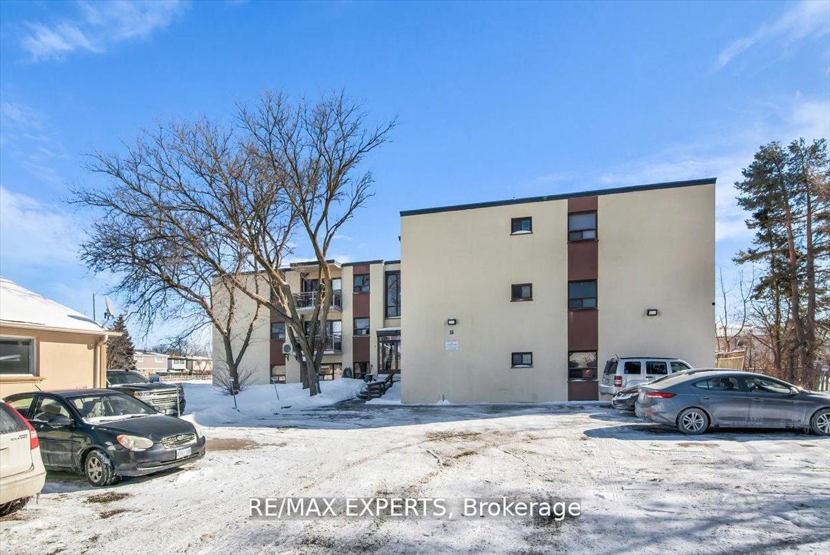 Photo 3 of Unit 104, 16 William Street, Caledon, Bolton West — HOMEH