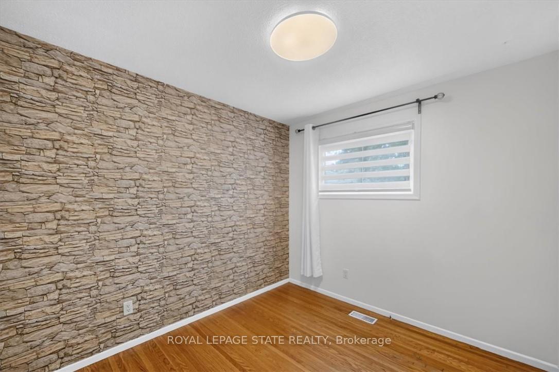 Photo 25 of 27 Gretna Court, Hamilton, Gilkson — HOMEH