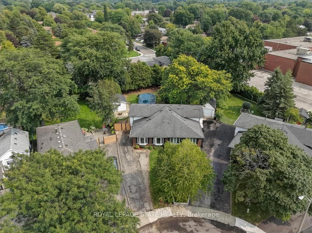 Photo 42 of 27 Gretna Court, Hamilton, Gilkson — HOMEH