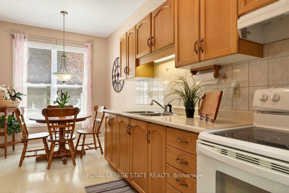Photo 13 of Unit 11, 20 Kitty Murray Lane, Hamilton, Meadowlands — HOMEH