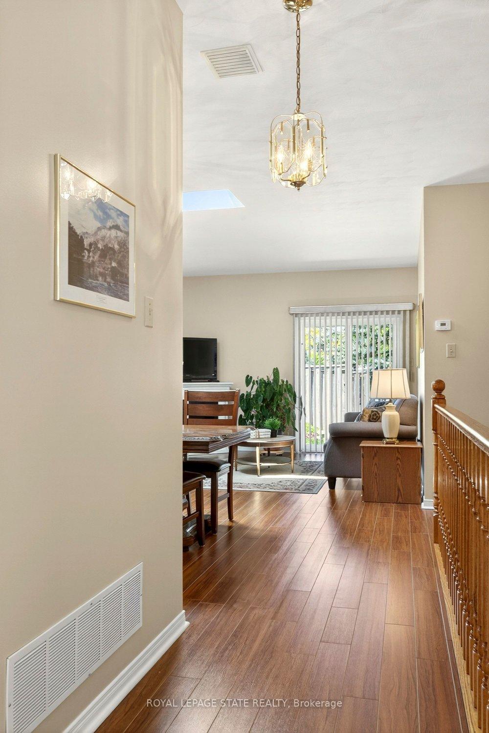 Photo 14 of Unit 11, 20 Kitty Murray Lane, Hamilton, Meadowlands — HOMEH