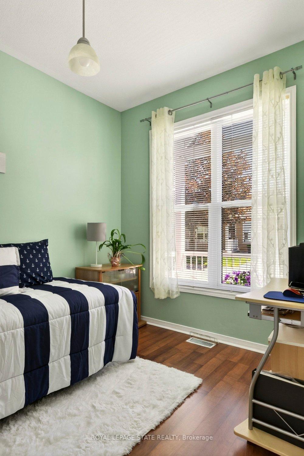Photo 34 of Unit 11, 20 Kitty Murray Lane, Hamilton, Meadowlands — HOMEH