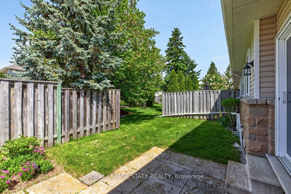 Photo 44 of Unit 11, 20 Kitty Murray Lane, Hamilton, Meadowlands — HOMEH