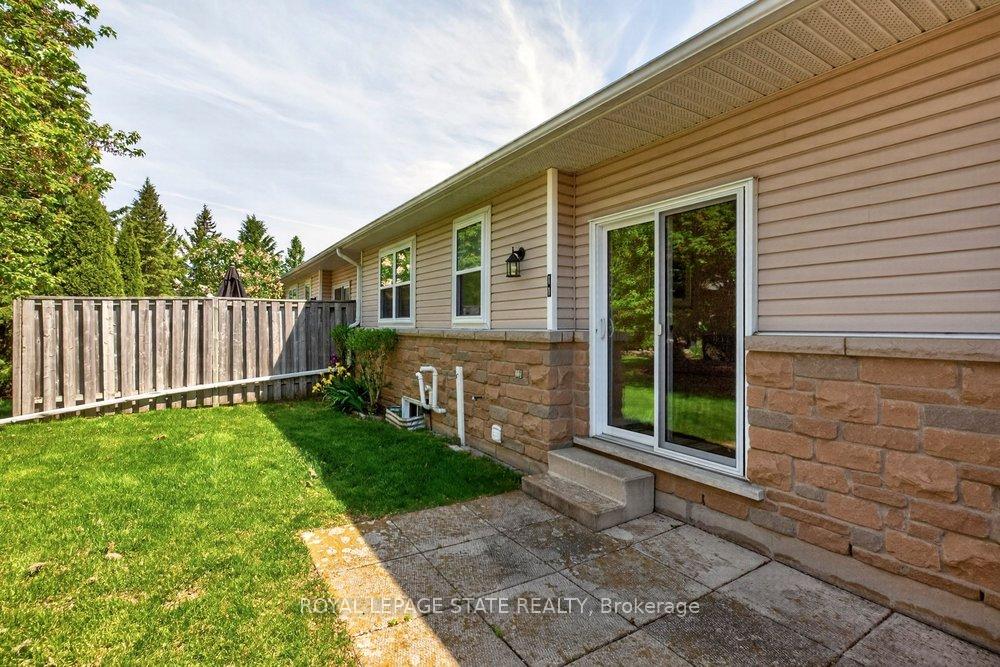 Photo 45 of Unit 11, 20 Kitty Murray Lane, Hamilton, Meadowlands — HOMEH