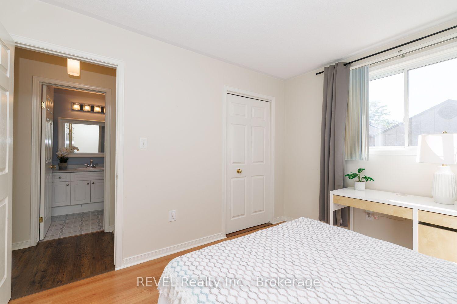 Photo 25 of 4 Saddler Street, Pelham, Fonthill — HOMEH