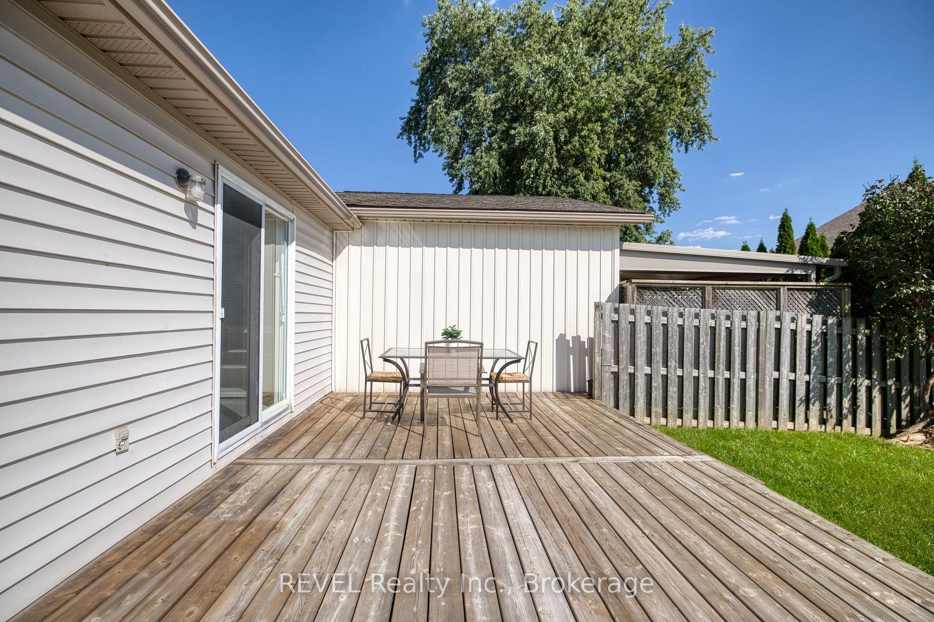 Photo 33 of 4 Saddler Street, Pelham, Fonthill — HOMEH