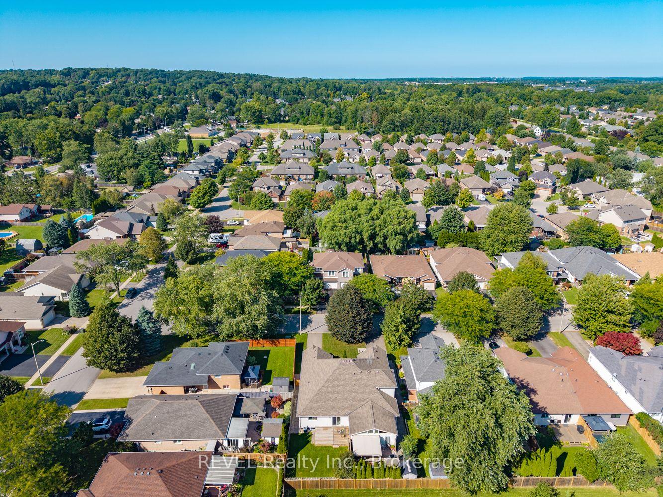 Photo 37 of 4 Saddler Street, Pelham, Fonthill — HOMEH