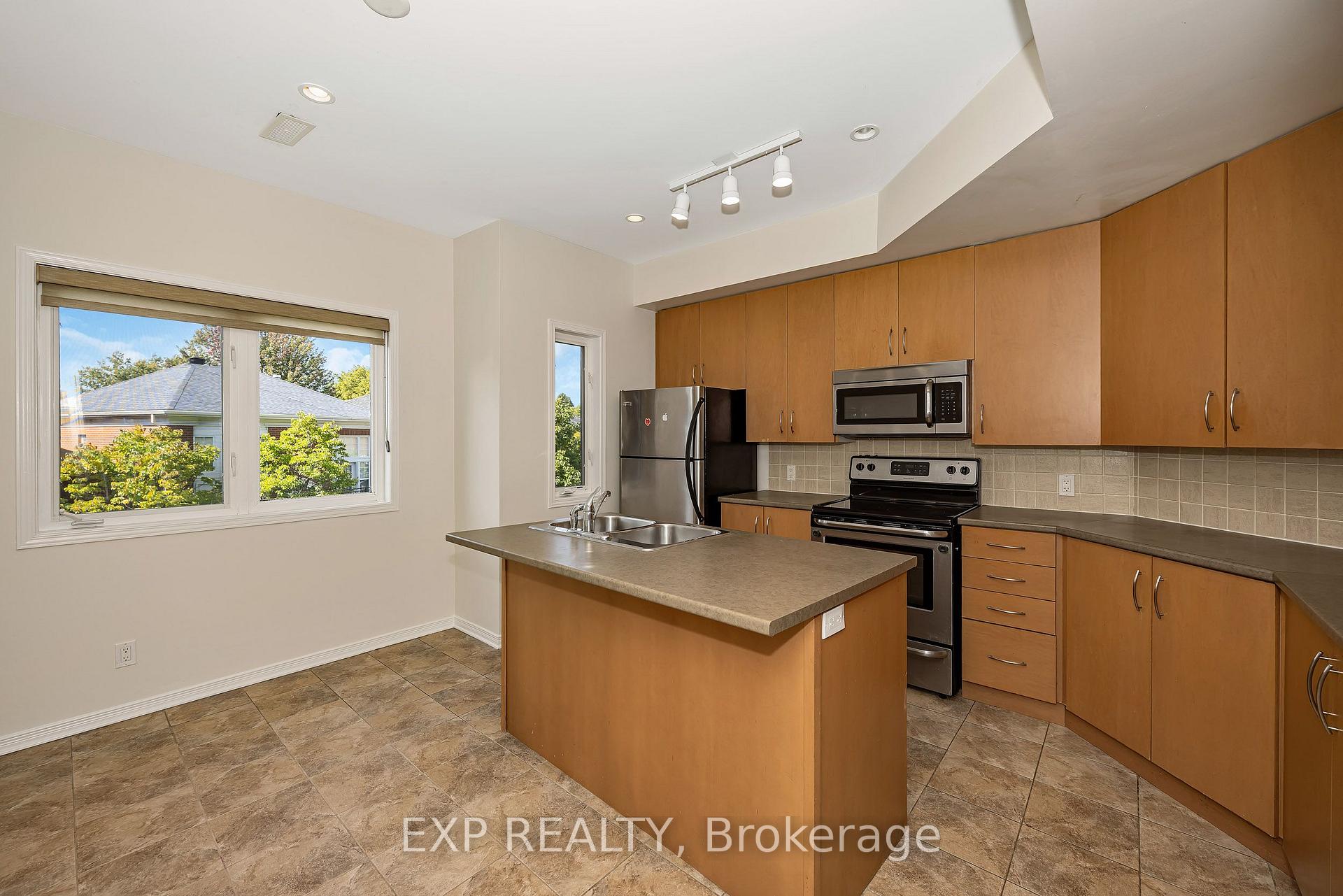 Photo 8 of Unit 295, 29 Jardin Private, Ottawa, Manor Park — HOMEH