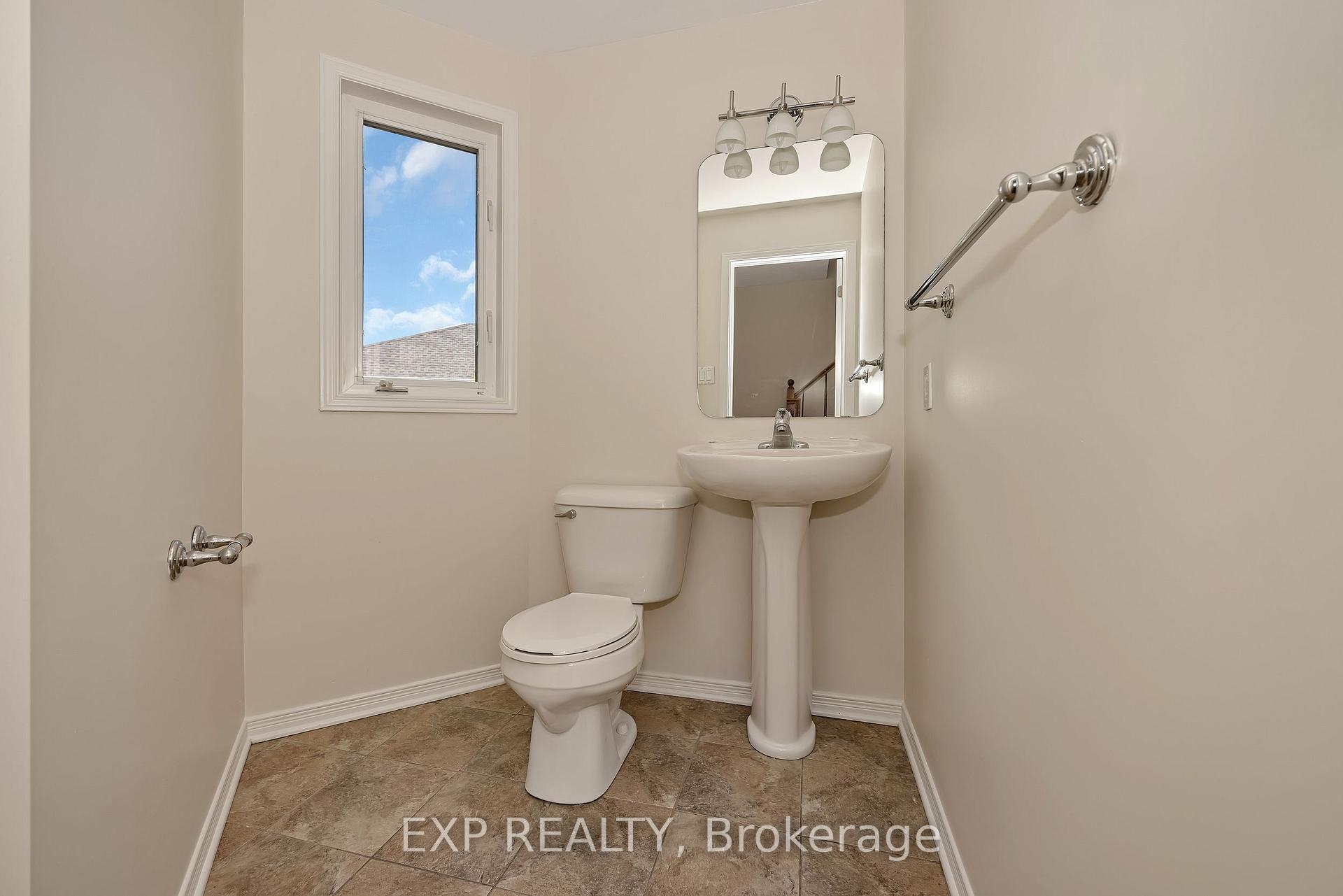 Photo 12 of Unit 295, 29 Jardin Private, Ottawa, Manor Park — HOMEH