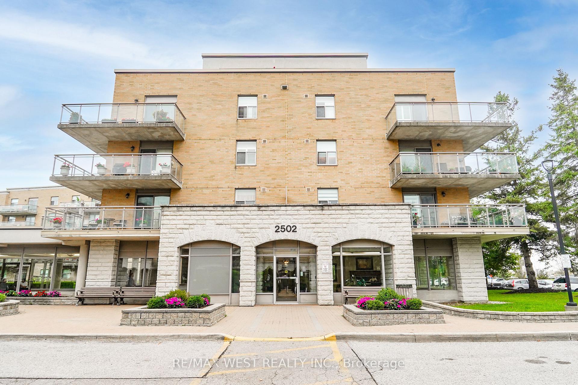 Photo of Unit 322, 2502 Rutherford Road