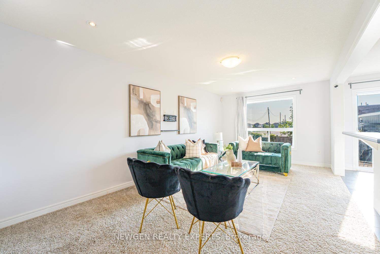 Photo 7 of 2025 Denview Avenue, London, North S — HOMEH