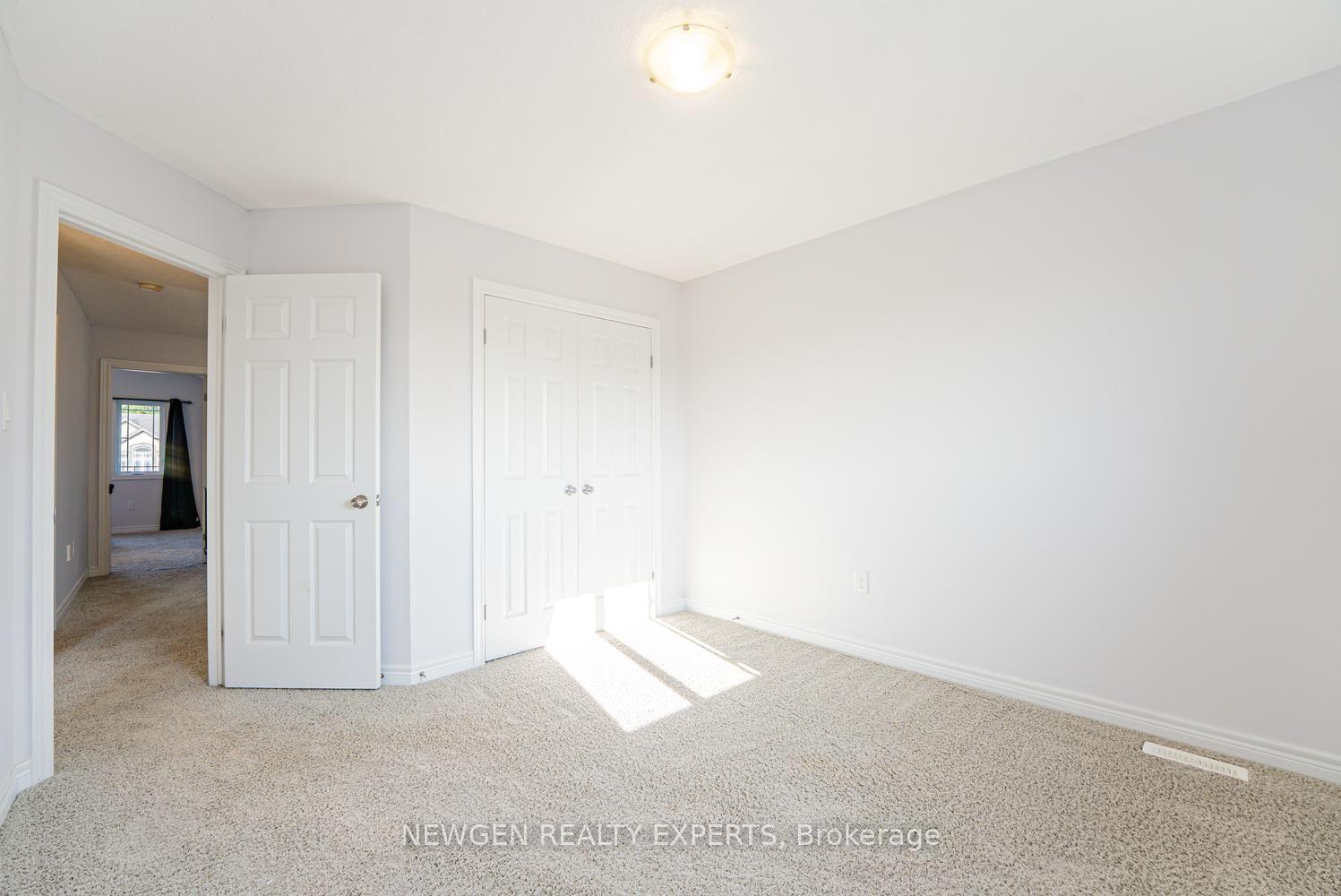 Photo 28 of 2025 Denview Avenue, London, North S — HOMEH