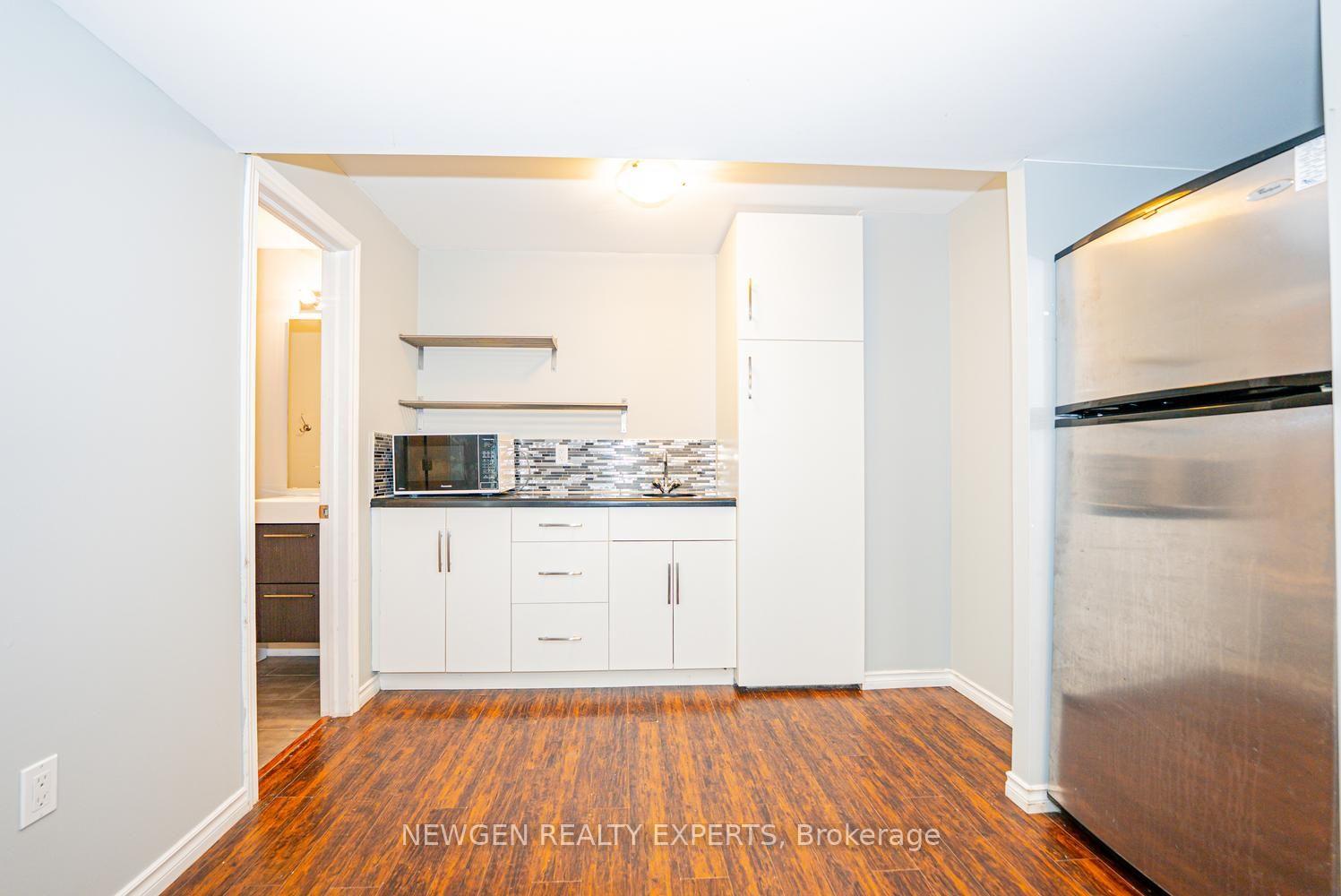 Photo 37 of 2025 Denview Avenue, London, North S — HOMEH