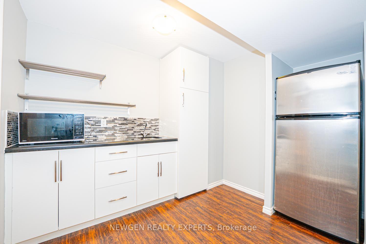 Photo 38 of 2025 Denview Avenue, London, North S — HOMEH