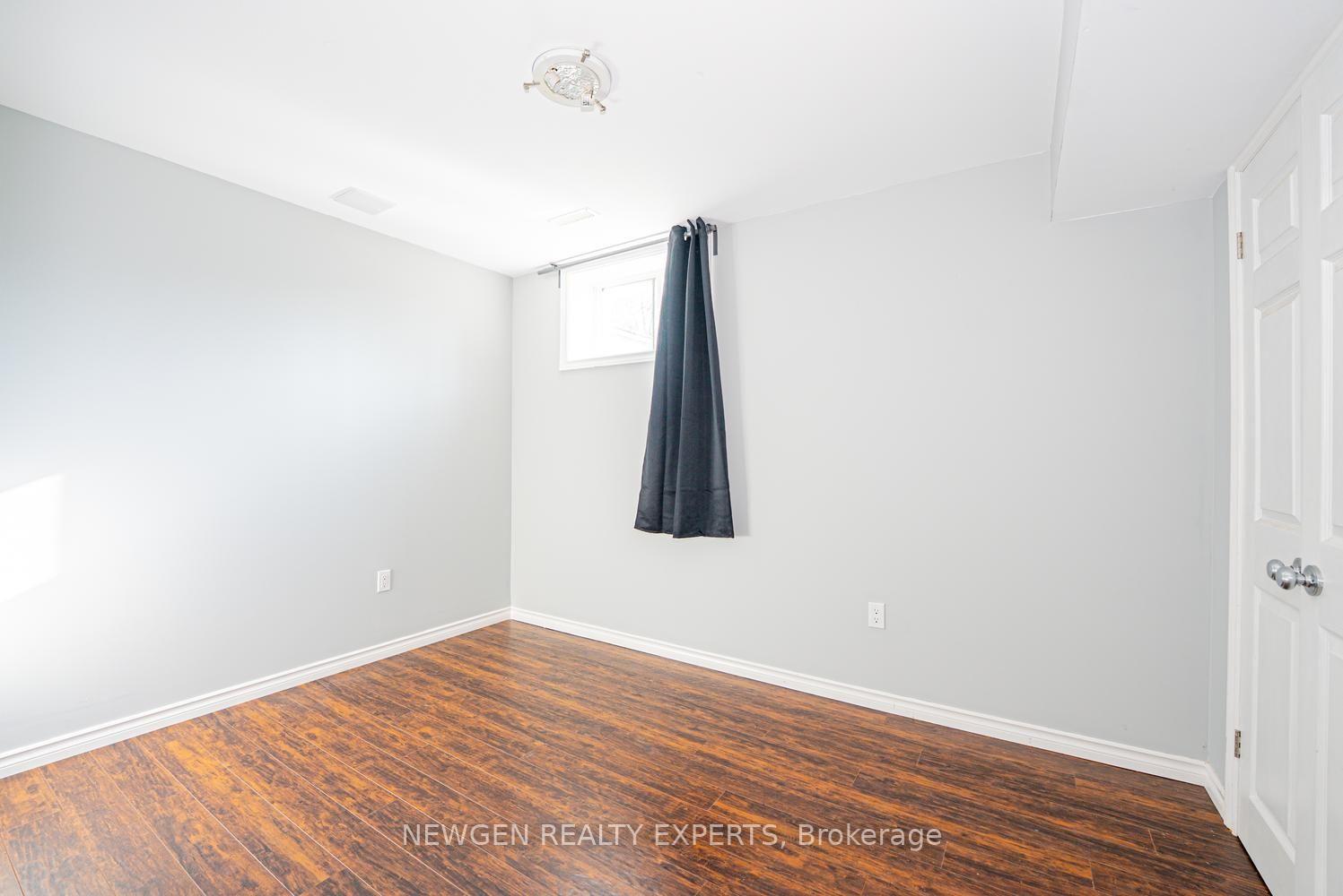 Photo 40 of 2025 Denview Avenue, London, North S — HOMEH