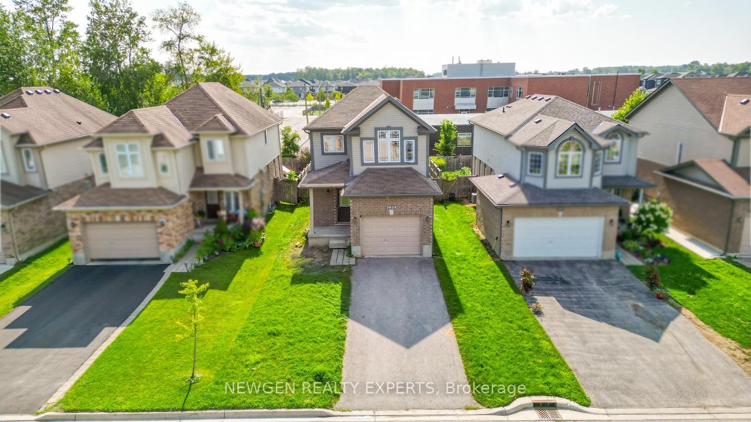 Photo 50 of 2025 Denview Avenue, London, North S — HOMEH