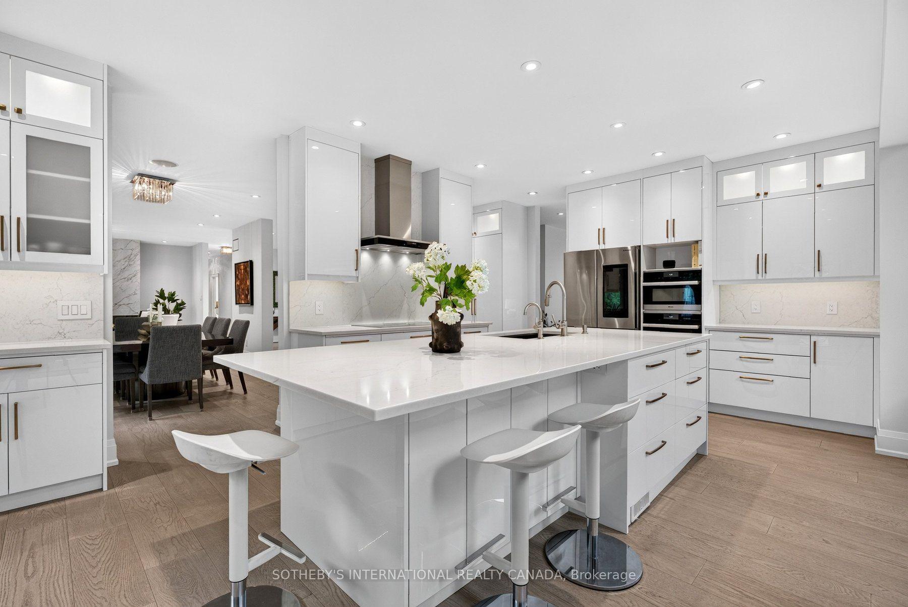 Photo 7 of 1393 Hazelton Boulevard, Burlington, Tyandaga — HOMEH