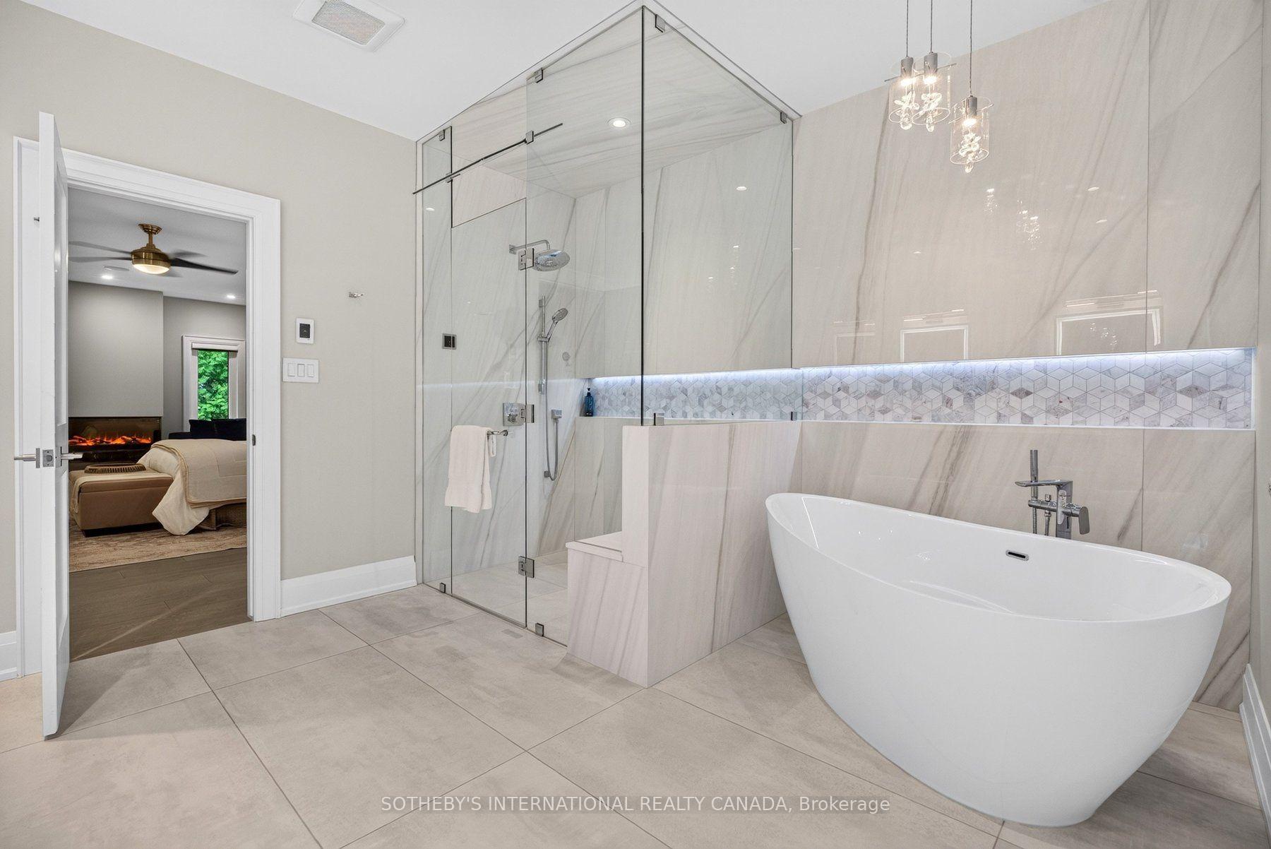 Photo 17 of 1393 Hazelton Boulevard, Burlington, Tyandaga — HOMEH