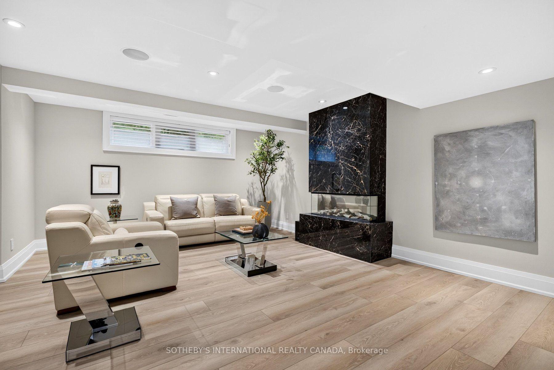 Photo 23 of 1393 Hazelton Boulevard, Burlington, Tyandaga — HOMEH